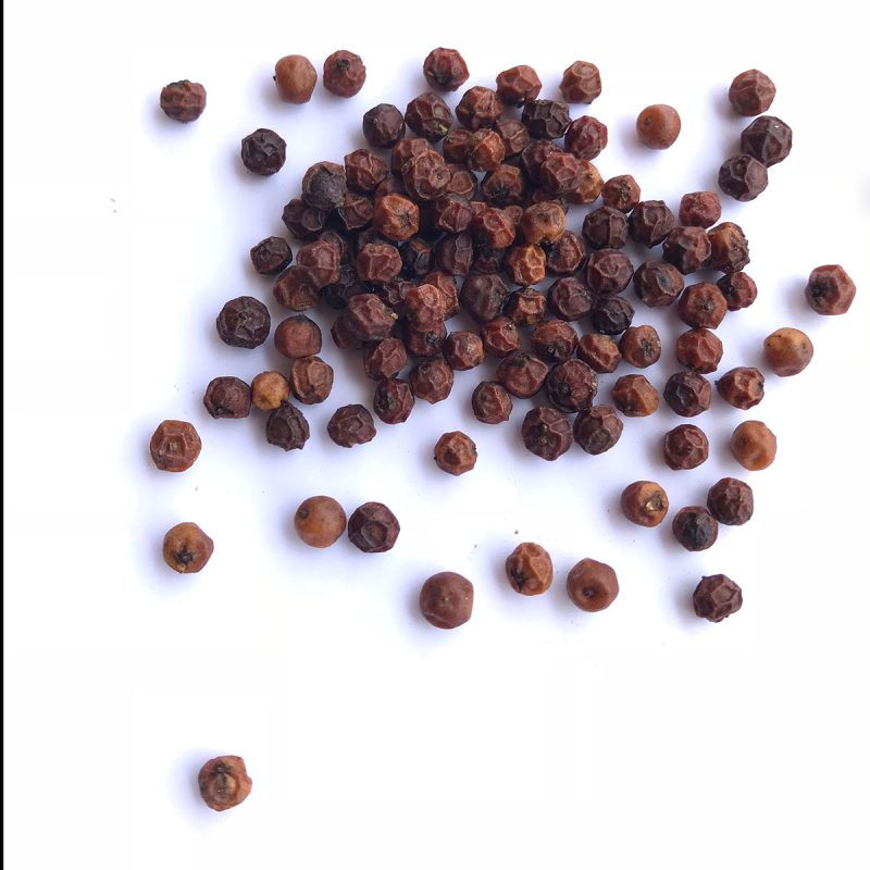 BoTree Kampot Red Pepper in a handcrafted Sugar Palm wood box, 100g
